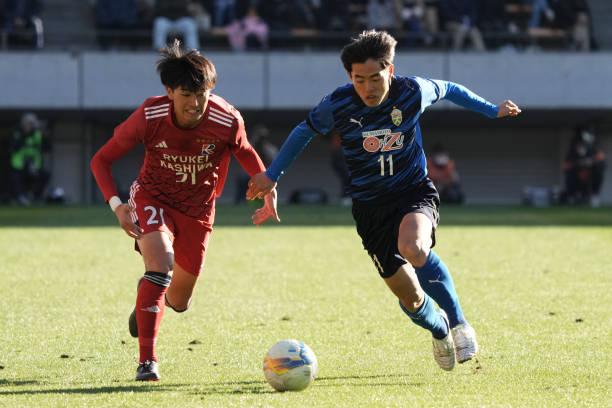 更高的国际 更高的国际